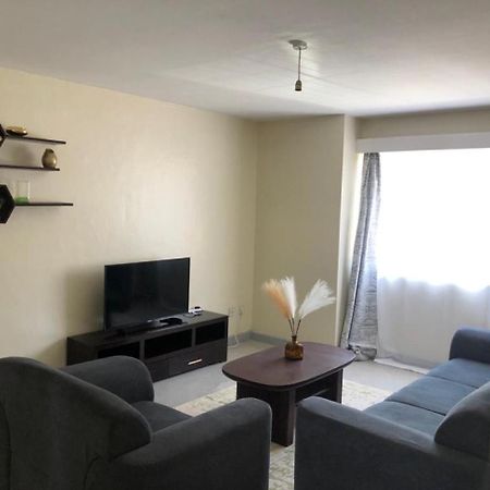 Homes By Val Nairobi Luaran gambar